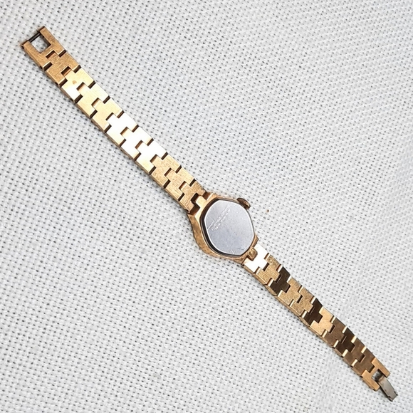 Vintage TIMEX Ladies' Watch - Picture 3 of 3